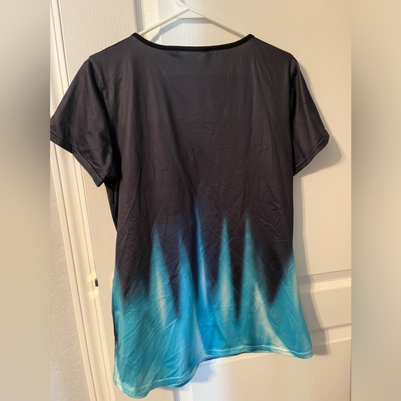 Comfortable, nice design, black/teal top, size L - Picture 2 of 2